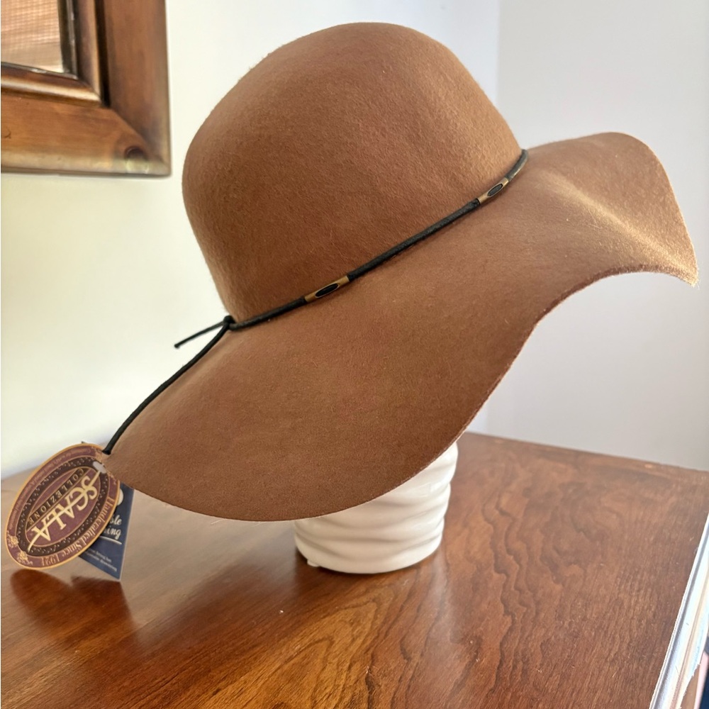 Scala Women's Brown Wide-Brim Wool / Felt Hat